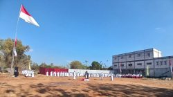 Gelorakan Semangat Kemerdekaan, Keluarga Besar Pondok Pesantren As-Sirajul Munir Gelar Upacara HUT RI ke-81